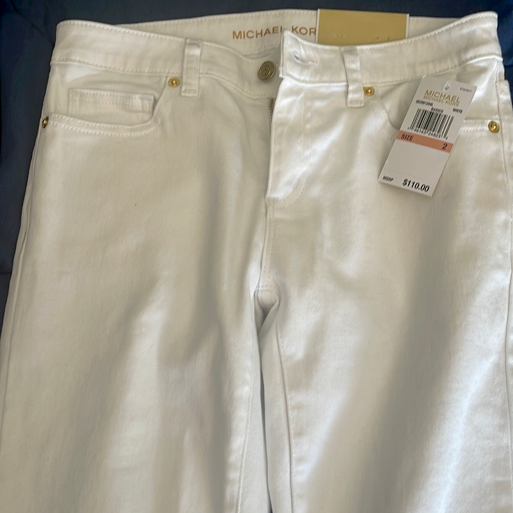 White skinny jeans